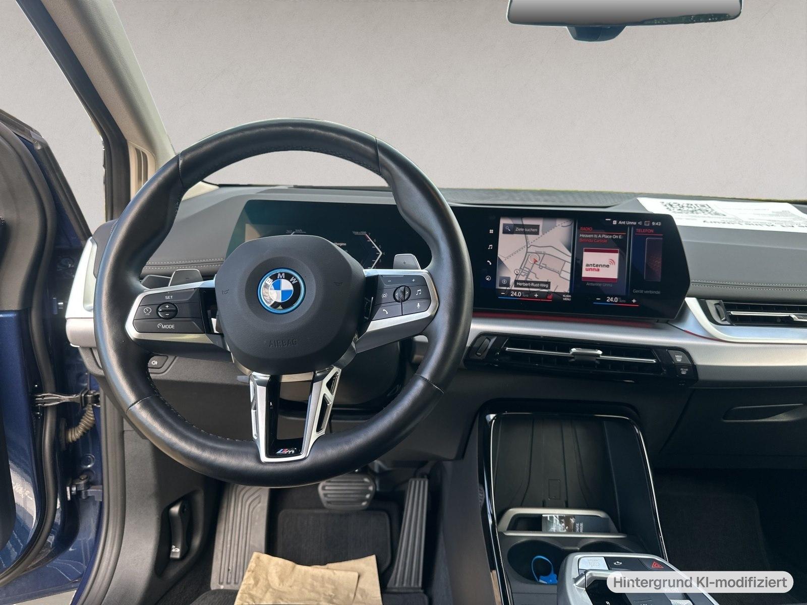 BMW 230e xDrive Active Tourer Luxury Line + 2Jahre-B