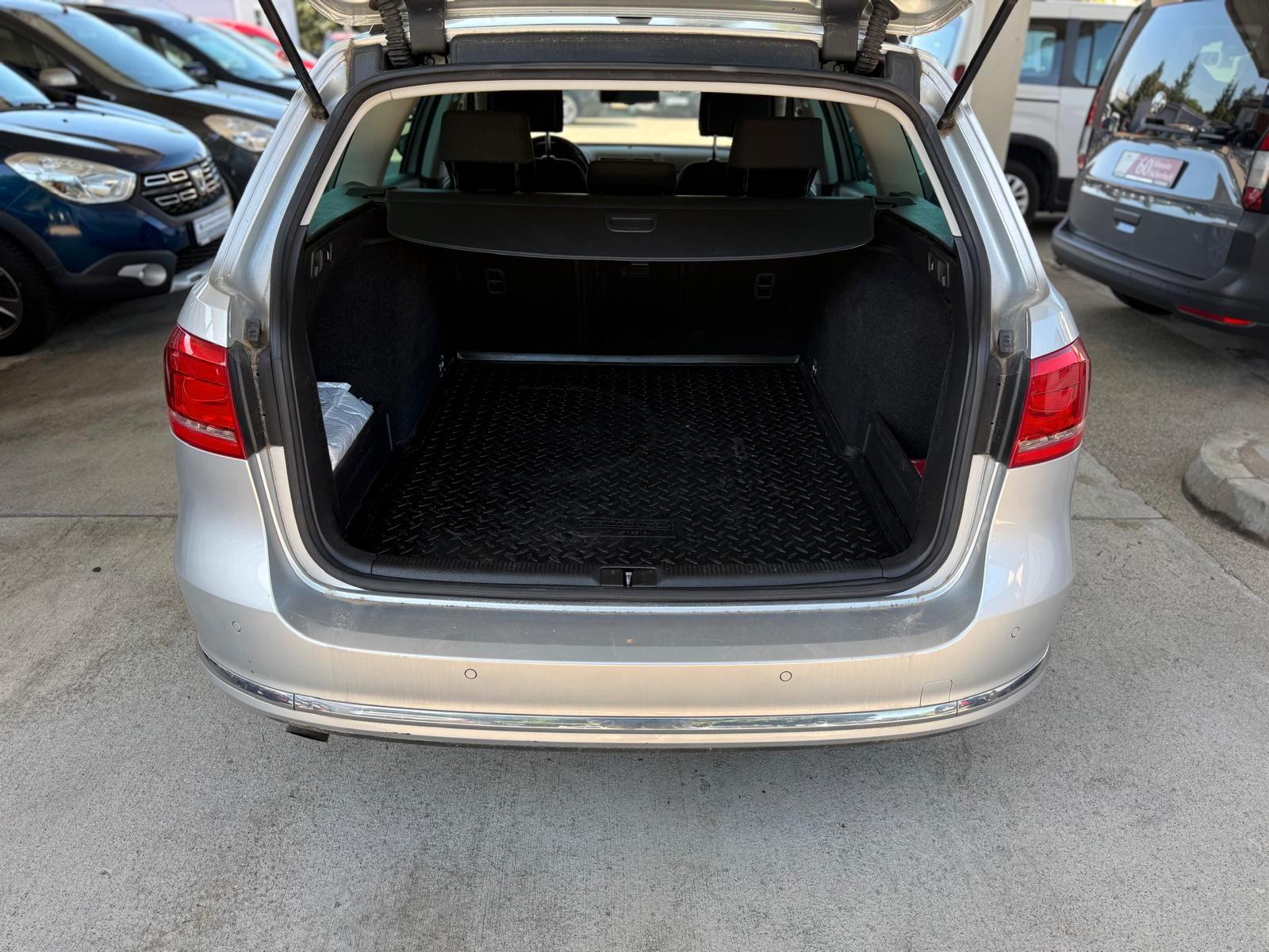Volkswagen Passat Variant DSG*SHZ*NAVI*KAMERA*8-fach BR*