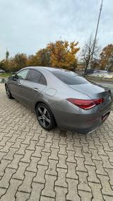 Mercedes-Benz CLA 180 d  7G-DCT - Mercedes-Benz CLA 180 Gebrauchtwagen in Mülheim (Ruhr)