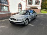 Volkswagen 1.8 Comfortline B5 Limousine / Klima / HU NEU ! - Volkswagen Passat aus 1997