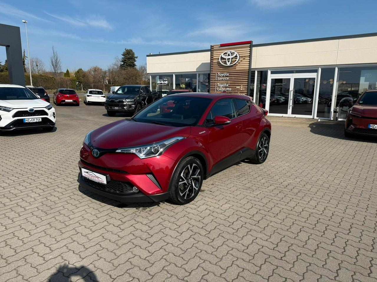 Toyota C-HR Hybrid Team D