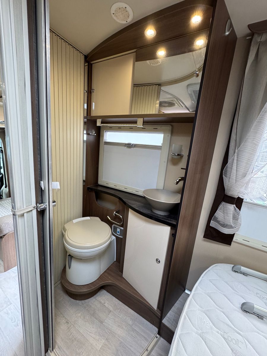 Fahrzeugabbildung Chausson WELCOME 618 FIAT SAT TV HUBBETT BACKOFEN 1.HAND