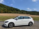 Mercedes-Benz B-200 weiß 34.000 km NP. 45.500 - Mercedes-Benz B 200 Gebrauchtwagen in Kassel