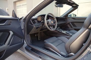 Porsche 992 Targa 4 GTS*ACC,BOSE,18-Wege,Sitzbelüft,360°