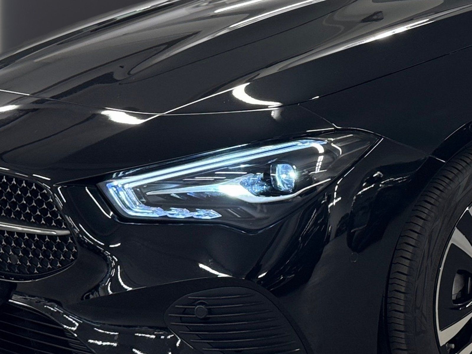 Fahrzeugabbildung Mercedes-Benz CLA 180 SB Progressive *LED*Kamera*CarPlay*SHZ*