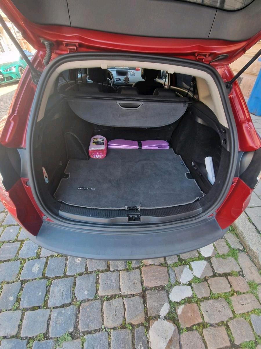 Renault Megane 2014 — photo 13