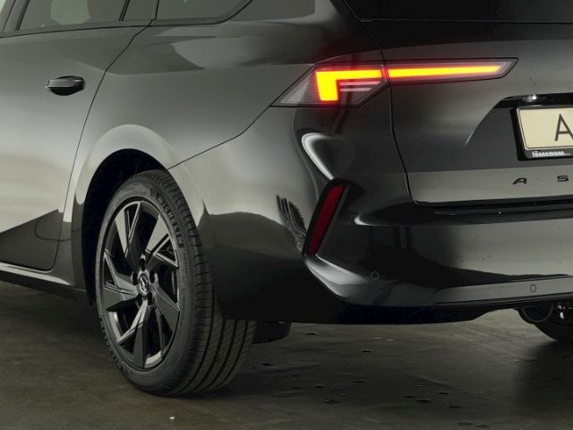 Astra L ST GS AT+AHK+LED MATRIX+NAVI+360 GRAD KA