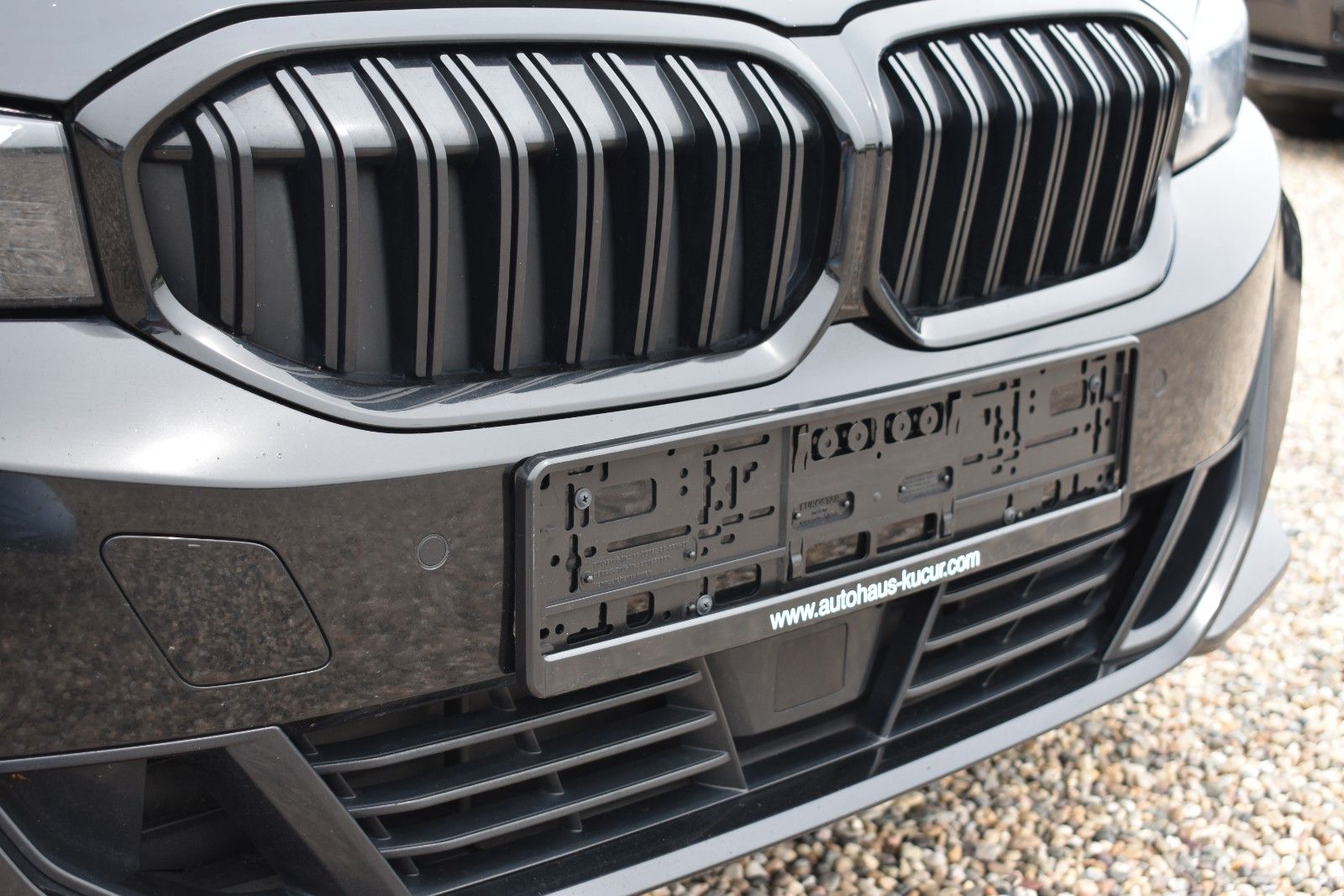Fahrzeugabbildung BMW 330d Touring Facelift Panorama 1 Hand H&K