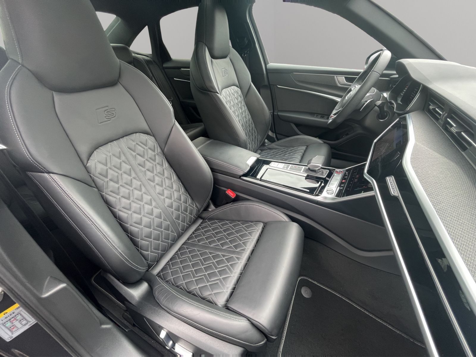 Audi S6 - Bild 18