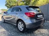 Mercedes-Benz A 180 BlueEfficiency°NAVI°SHZ°TEL°BT°XENON°MFL° - Mercedes-Benz A 180: Blueefficiency