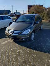 Mercedes-Benz B 200 Automatik Navi AHK Sitzheizung Chrompaket - gebrauchte Mercedes-Benz B-Klasse aus dem Jahr 2010