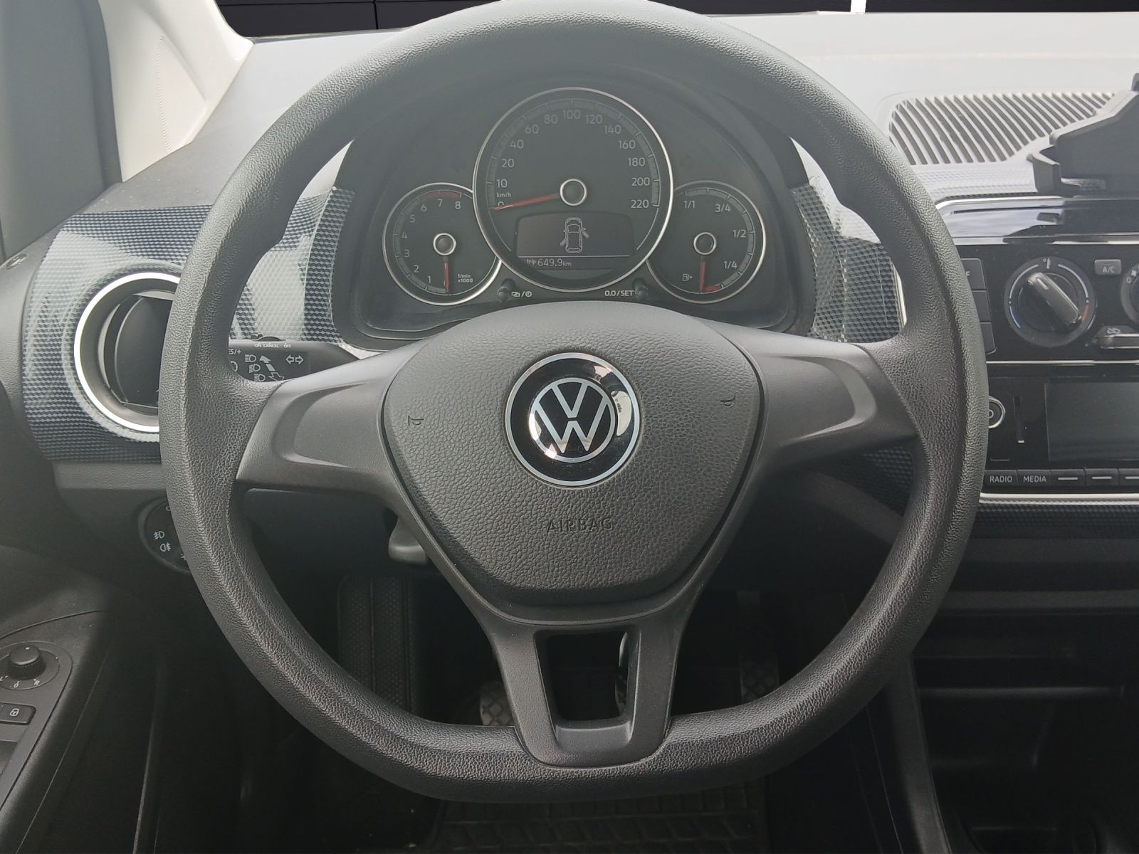Fahrzeugabbildung Volkswagen up! Klima SHZ Tempomat RFK