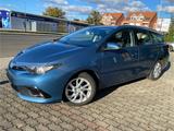 Toyota Auris Kombi mit Klimaanlage, Sitzheiz. und Navi - Toyota Auris Touring Sports von privat