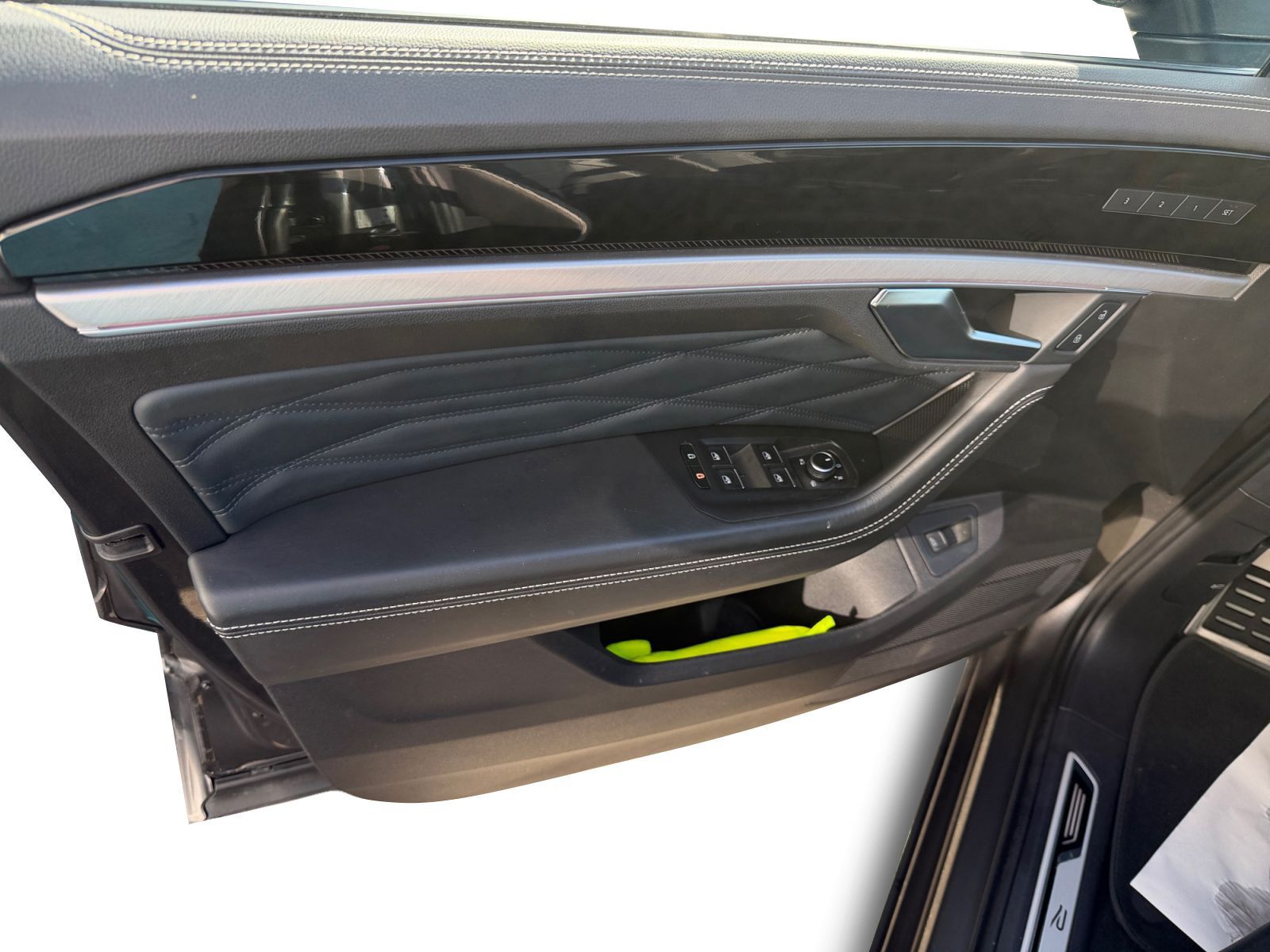 Volkswagen Touareg - Bild 15