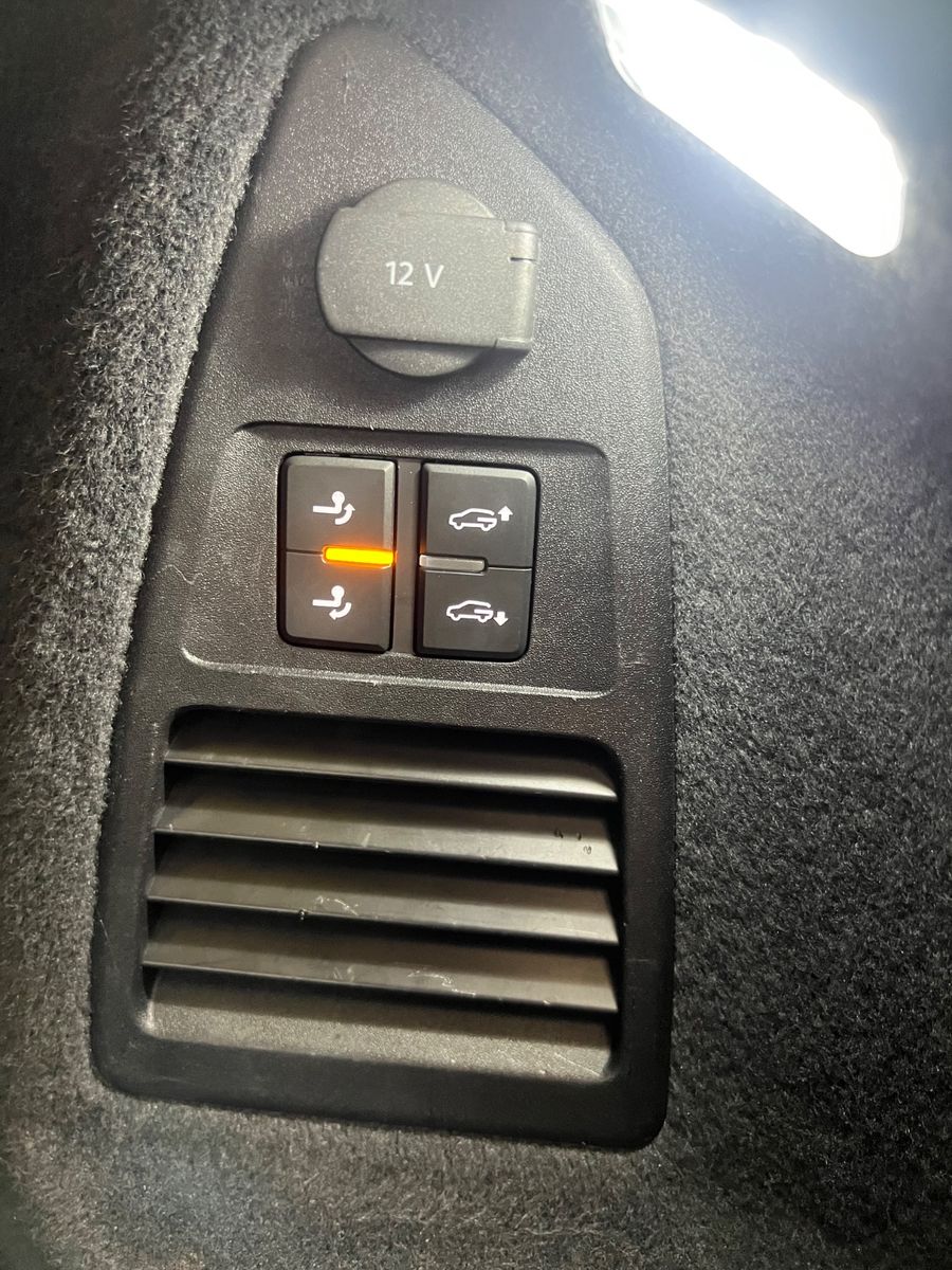 Fahrzeugabbildung Volkswagen Touareg 3.0 TDI 4Motion *LEDER*ACC*AHK*