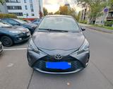 Toyota Yaris 1.0 VVT-i Comfort - Toyota Yaris Gebrauchtwagen in Frankfurt