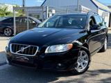 Volvo V70 2.4 Kombi Bi-Xenon/T-Leder/Memory/PDC/SITZ-H - gebrauchte Volvo V70 aus dem Jahr 2009