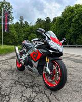 Aprilia RSV4 1000RR - Offers matching your search criteria