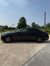 Mercedes-Benz E 300 e Autom. - - Mercedes-Benz E 300 mit Hybrid-Antrieb