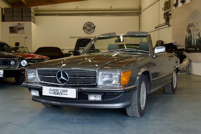 Mercedes-Benz 300 Sl/R 107, Scheckheft, Originalzustand