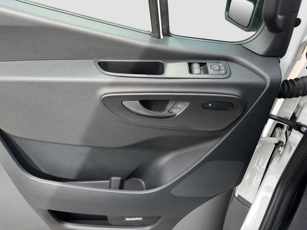 Fahrzeugabbildung Mercedes-Benz Sprinter 317 CDI Kasten SELECT Hochdach Lang AHK