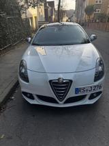 Alfa Romeo Giulietta Turismo,Premium,Sport,Pano,SHZ,Navi - Alfa Romeo Giulietta Sport mit Benzin-Antrieb