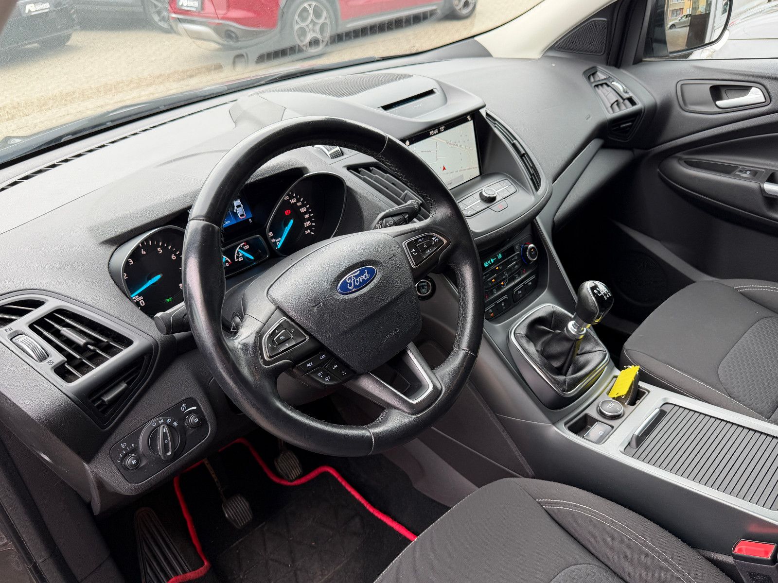 Fahrzeugabbildung Ford Kuga Cool & Connect /PDC/SHZ/LEKR.-HEIZ/KLIMA