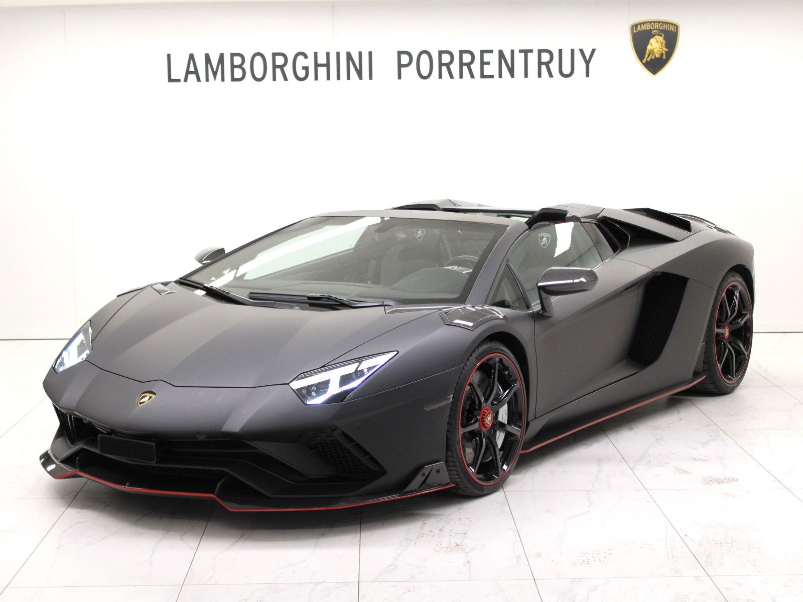 LAMBORGHINI Aventador