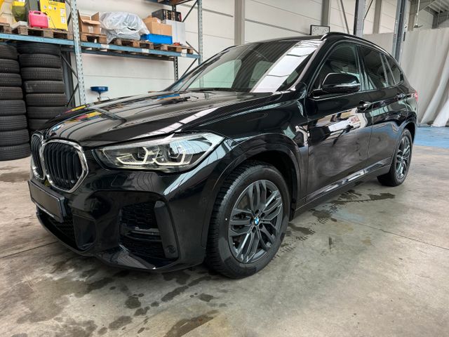 BMW X1 Baureihe X1 sDrive 18 i M Sport Kamera Pano