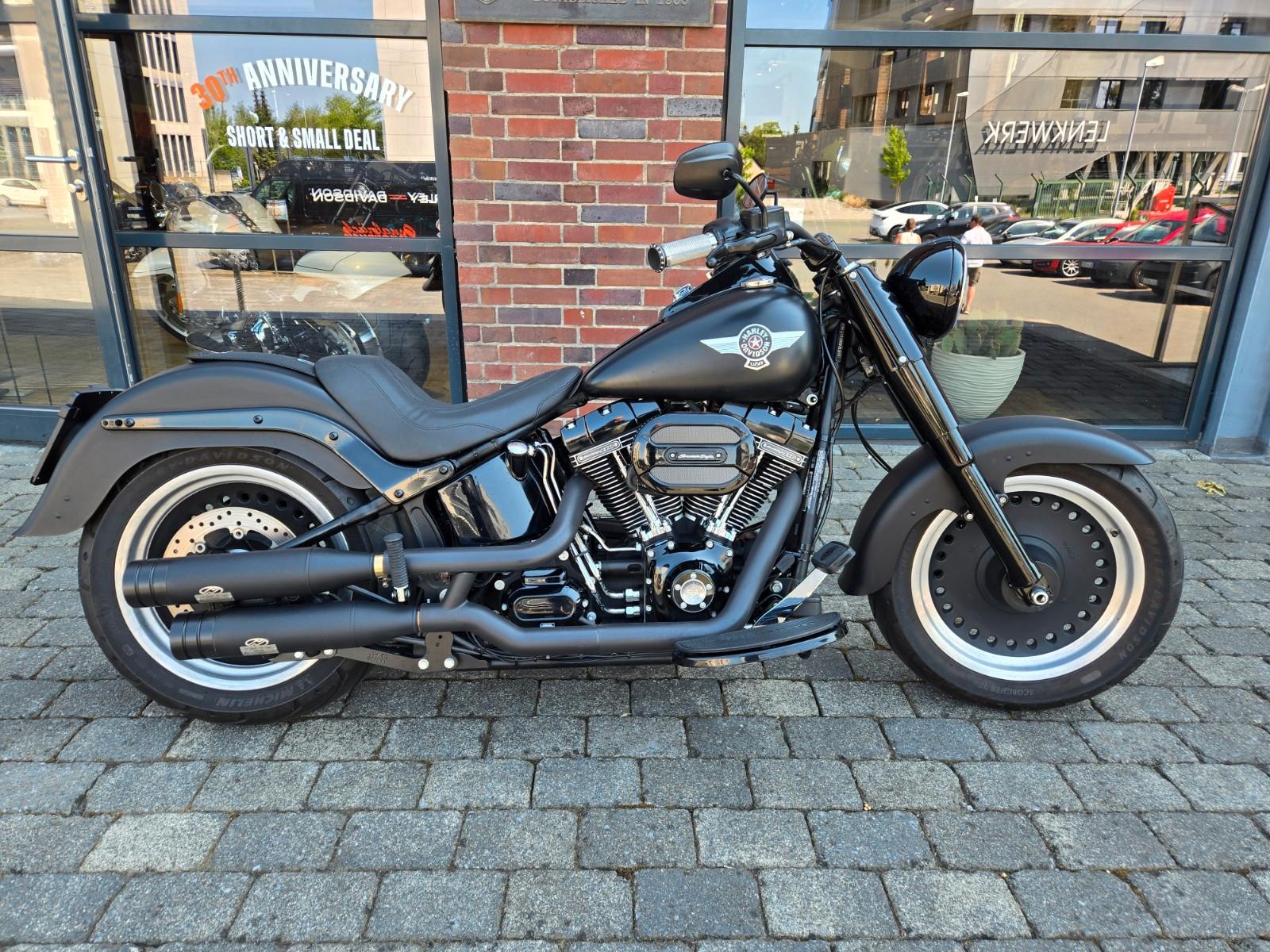 Harley-Davidson Softail FLFBS Fat Boy S 110cui mit J&H