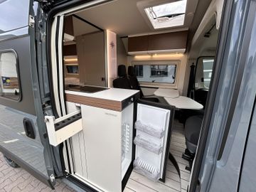 Westfalia Columbus 640 E 18 ZOLL AT SOLAR Kleiderschrank