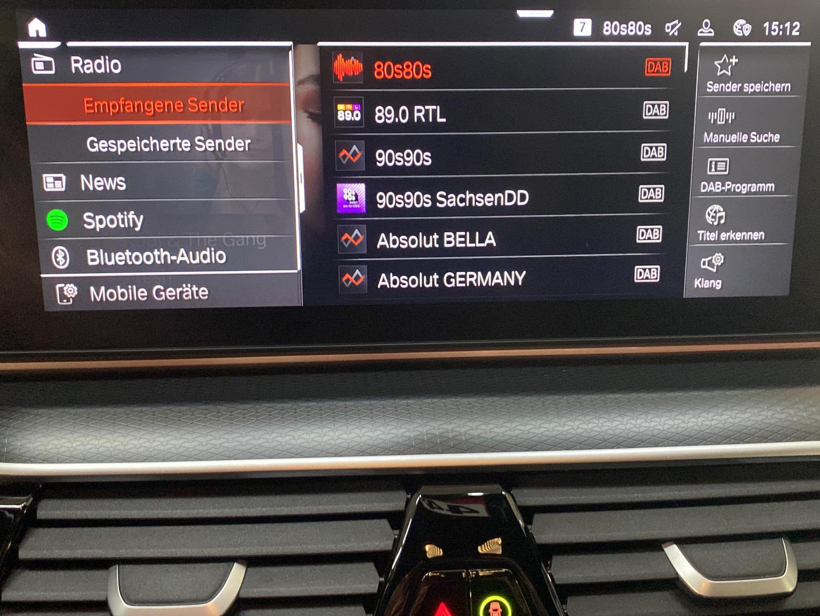 BMW 520 dA xDrive M Sport*Pano*KeyGo*DAB*Hifi