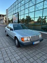 Mercedes-Benz Mercedes D200 / W124 - Oldtimer - H Kennze... - Mercedes-Benz 200: W124 200d