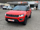 Jeep Compass-TRAILHAWK/4WD/AHK/Aut/Spur/ParkASS/KAM/ - rote Jeep Compass