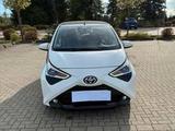 Toyota Aygo X-Sky für das Cabrio-Feeling  - Toyota Aygo (X) mit Halbautomatikschaltung