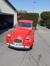 Citroën 2 CV - Citroën 2 CV mit Benzin-Antrieb