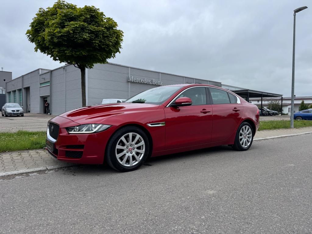 Jaguar XE