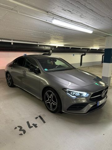 MERCEDES-BENZ CLA 180 - AMG Line - Sehr guter Zustand!