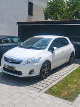 Toyota Auris 2011 Hybrid 176500 km EZ 08.2021 - Toyota Auris Gebrauchtwagen in München