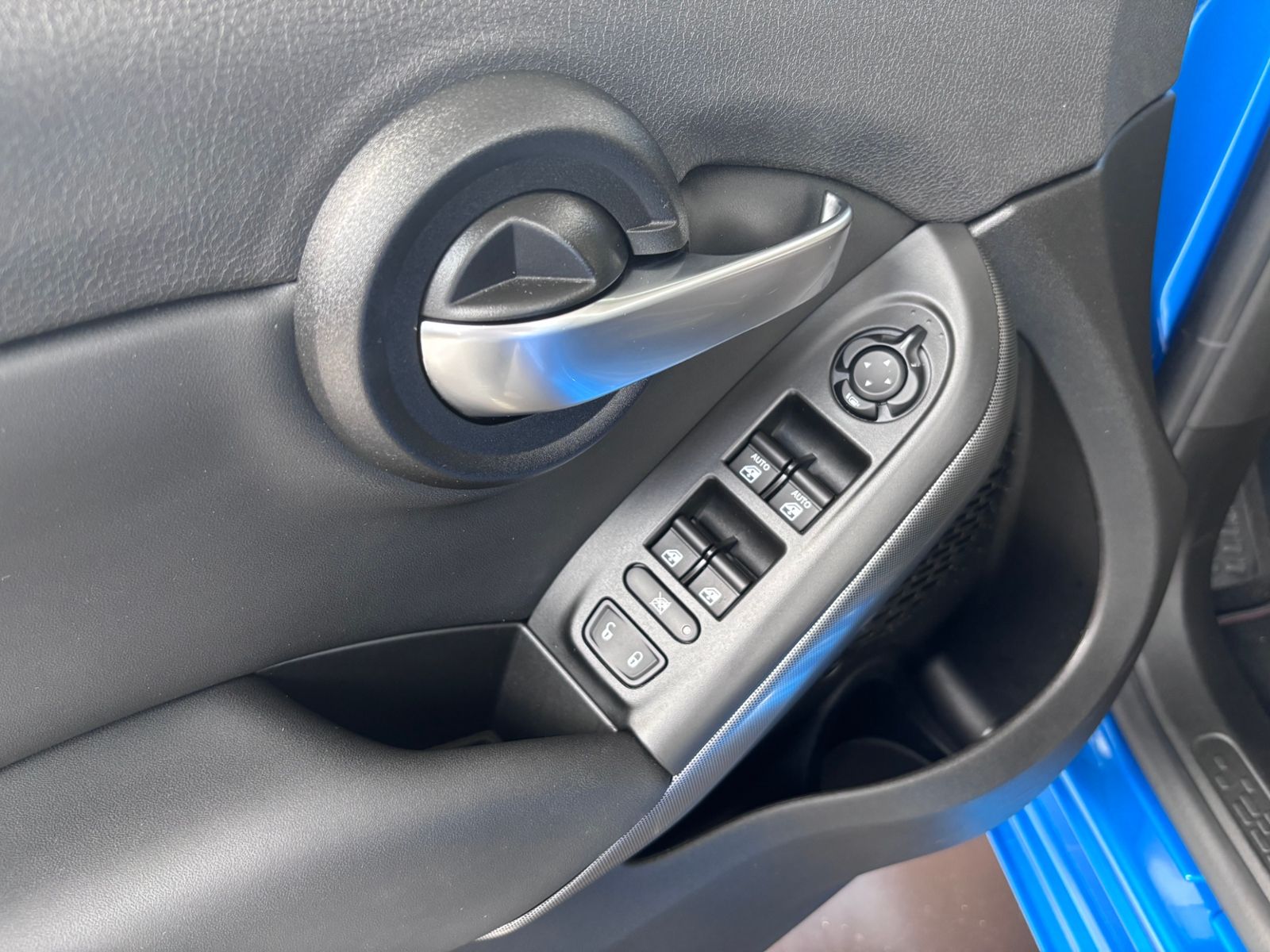 Fahrzeugabbildung Fiat 500X Sport KLIMA LED NAVI ALU