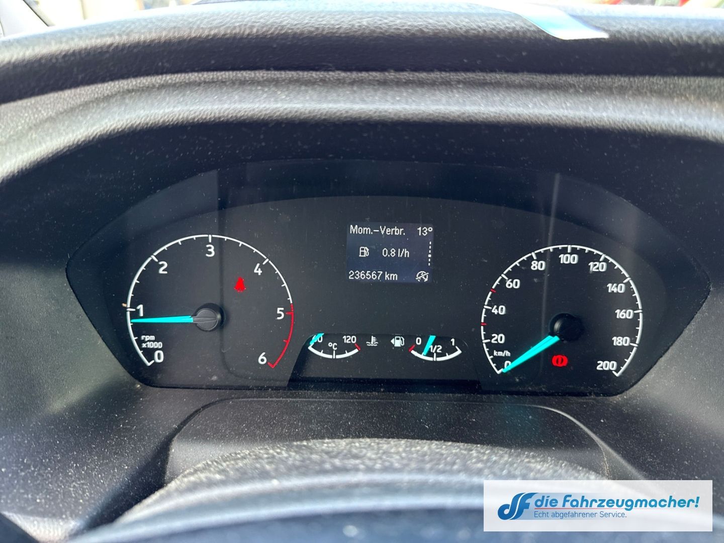 Fahrzeugabbildung Ford Transit Custom Tourneo 320 L1 Trend *EXPORT *26