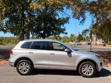 Volkswagen Touareg - 3