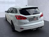 Ford Focus ST-Line 1.5 EcoBoost Automatik Xenon Navi - Ford: Weiß