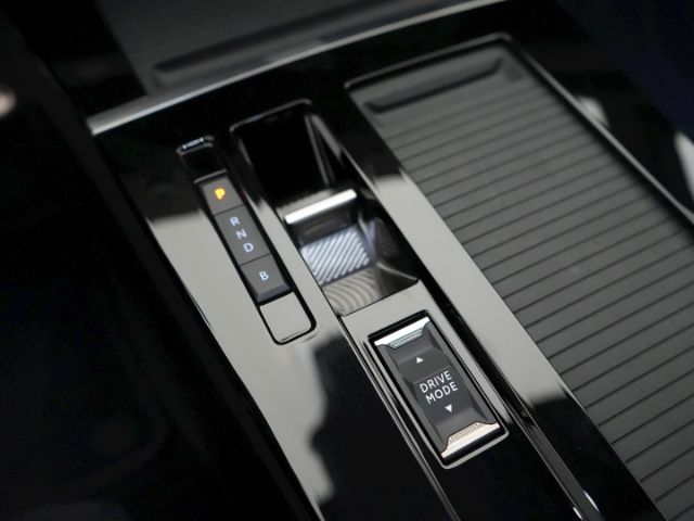 Astra Electric L LIM GS 54kWH+LED+NAVI+360 GRAD 