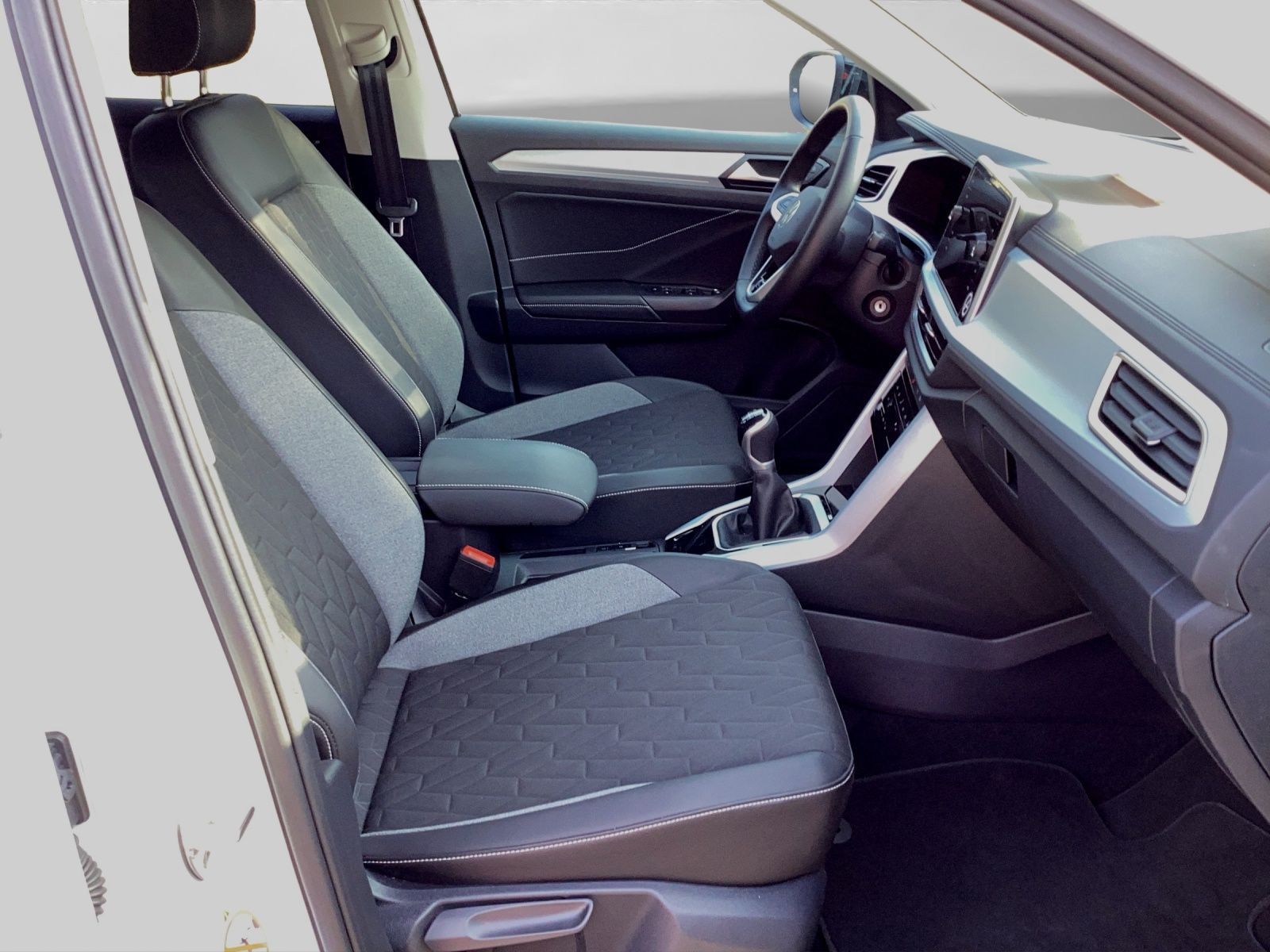 Volkswagen T-Roc - Bild 4