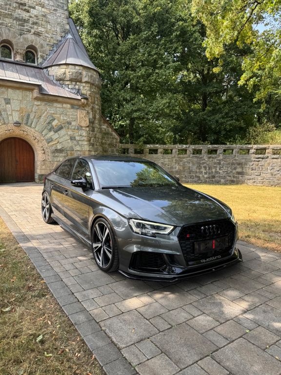 Image of Audi RS3