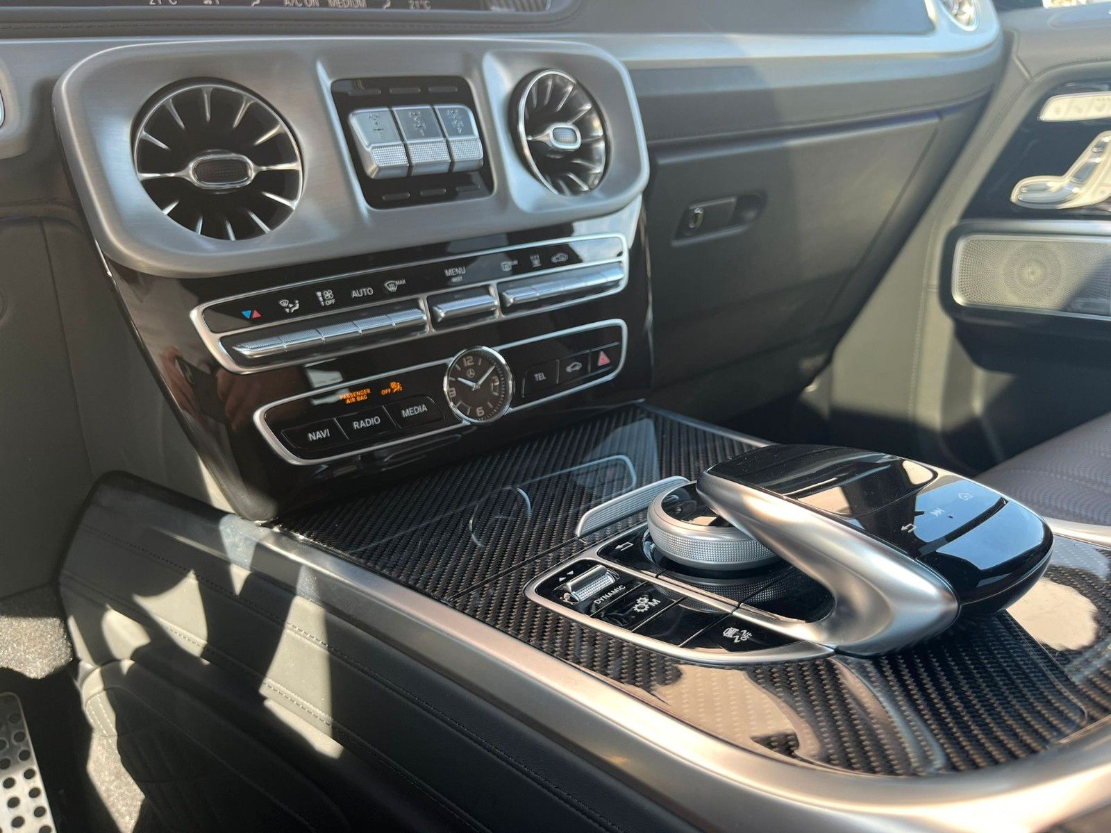 Fahrzeugabbildung Mercedes-Benz G 500 AMG*Superior Interieur*360°*Night*Carbon*