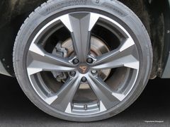 CUPRA Ateca 1.5 TSI DSG LED Nav Ahk 19'' virtual FullL CUPRA Ateca 1.5 TSI DSG LED Nav Ahk 19'' virtual FullL