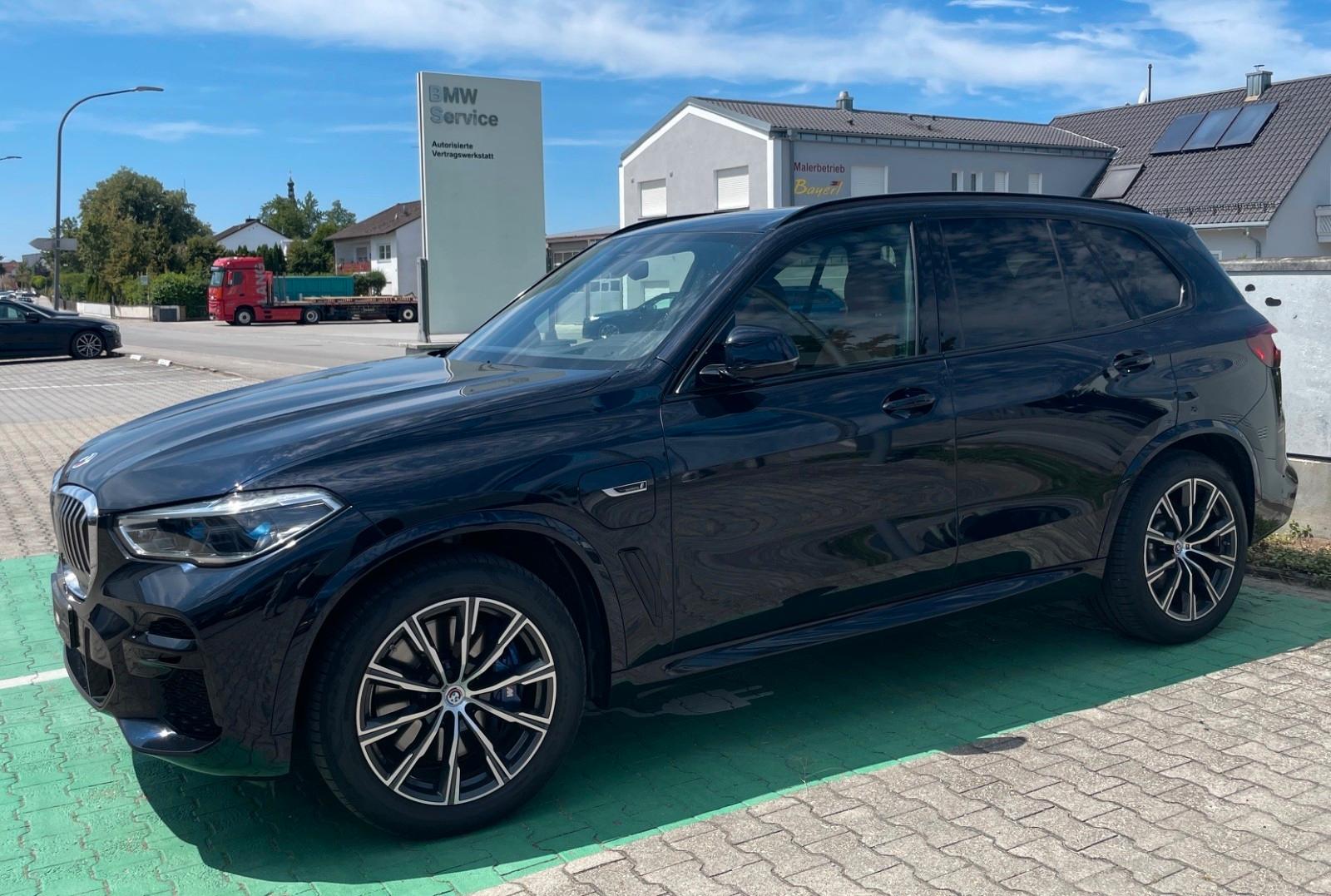 BMW X5 xDrive 45 e M Sport AHK Pano Laser HUD