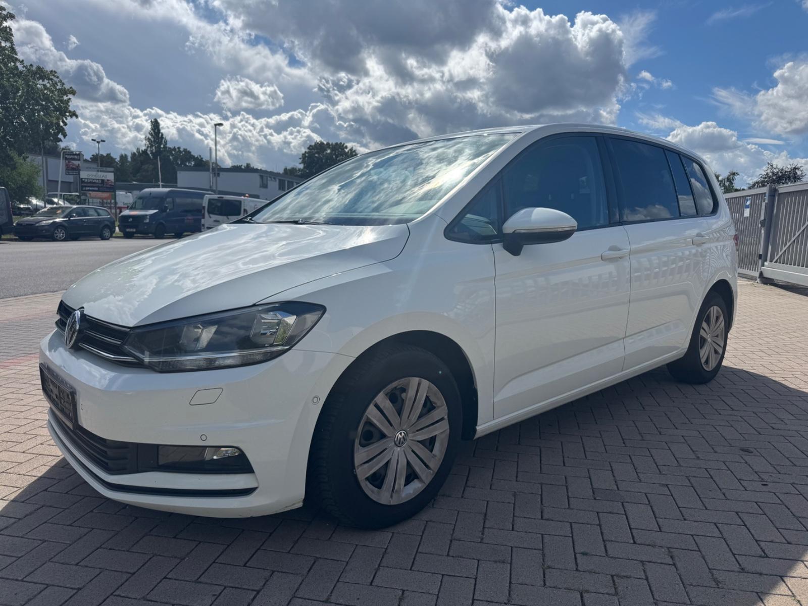 Volkswagen Touran 2,0 TDI SCR DSG Trendline 7-Sitze